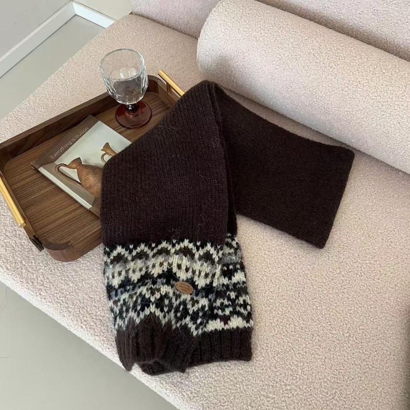 

Fair Island Christmas scarf atmosphere female autumn and winter thickened warm student red scarf new темно-коричневого кольору