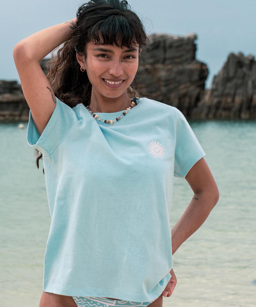 BIGWAVE COLLECTIVE Peace Again Graphic Women'S T-Shirt (Sky Blue)