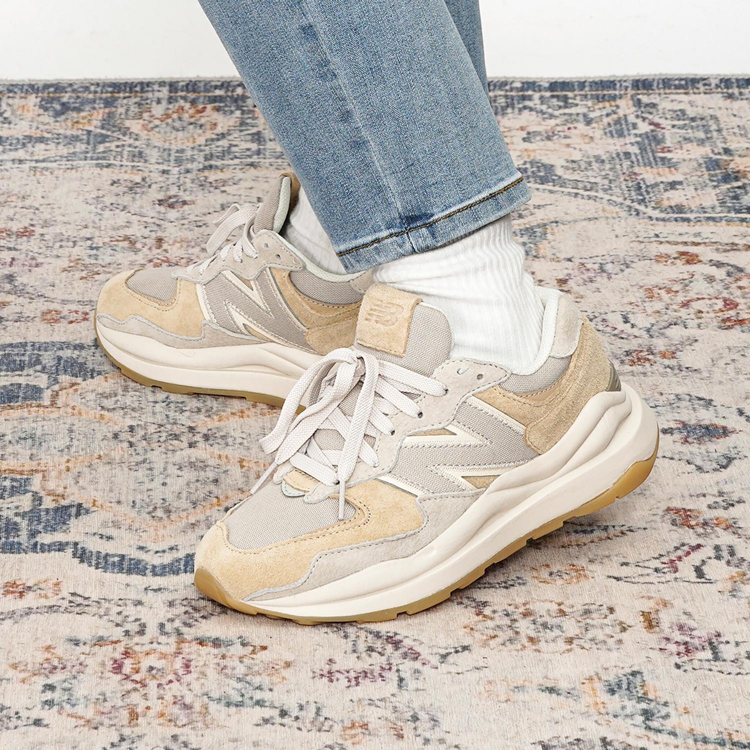 Кроссовки унисекс New Balance 57/40 Unplugged Pack Greige Серо-бежевые M5740UP 38 — фото 9