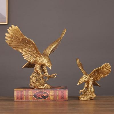 Adlerfigur mit ausgebreiteten Flügeln für Heim-, Büro- oder Geschenkdekoration