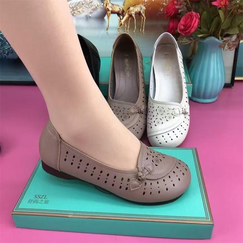 

Soft leather summer middle-aged and elderly new flat-bottomed beef tendon soft-soled hollow mother single shoes hole women s shoes one pedal leather s 41