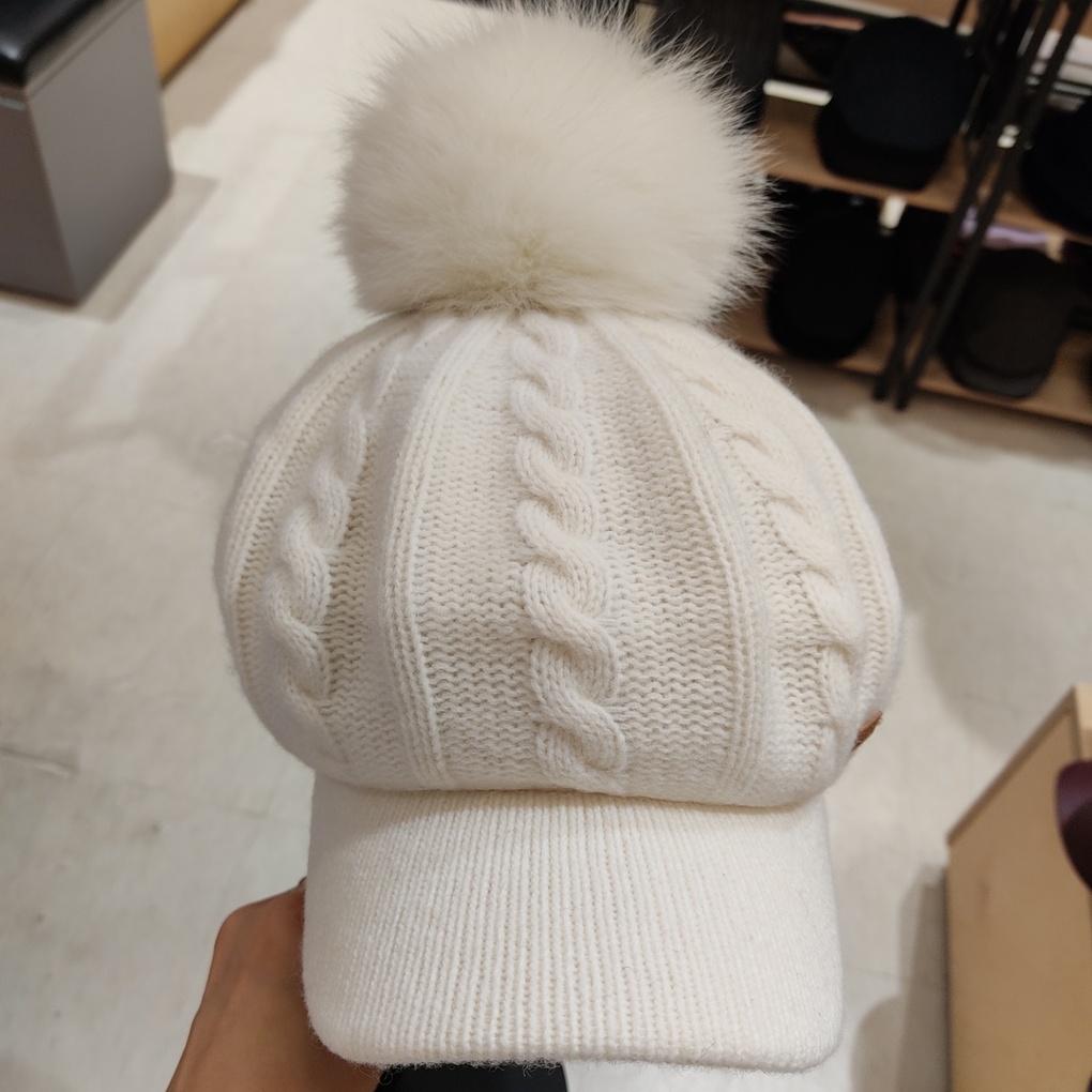 Capten Elle (Authentic) Knitted Beanie EL26UKP004D