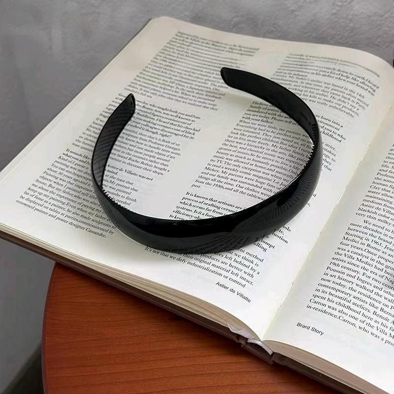 Tortoiseshell & Black Wide Headbands for Women Non Slip Acetate Hair Hoops Vintage Resin Hair Bands Fashion Hair Accessories