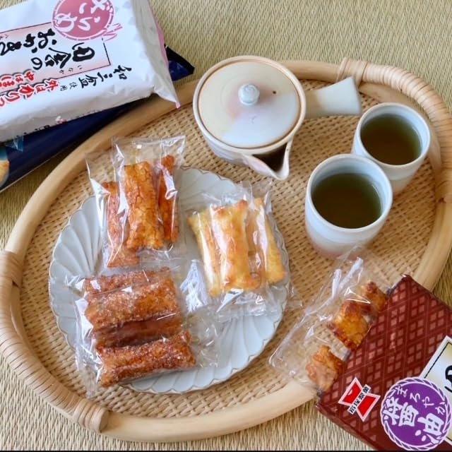 Iwatsuka Seika Inaka no Okaki Zarame Crackers, 12 Packs (96 Crackers Total)