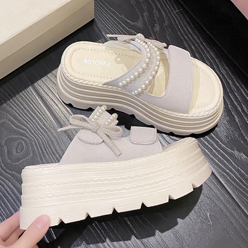 Muffin Thick-soled Heightening Cool Slippers Women's Summer Wear 2025 New Gentle Skirt Fashion Pearl High-heeled Sandals