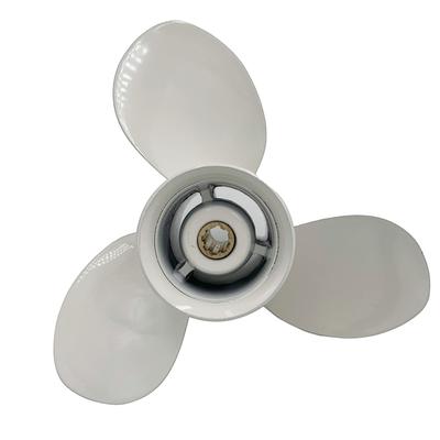 Lodní vrtule 9 1/4x11 Vhodné pro přívěsný motor Yamaha 9.9HP-15HP 3 listy hliník 8 zubů OEM NO: 63V-45943-00-EL 9,25x11