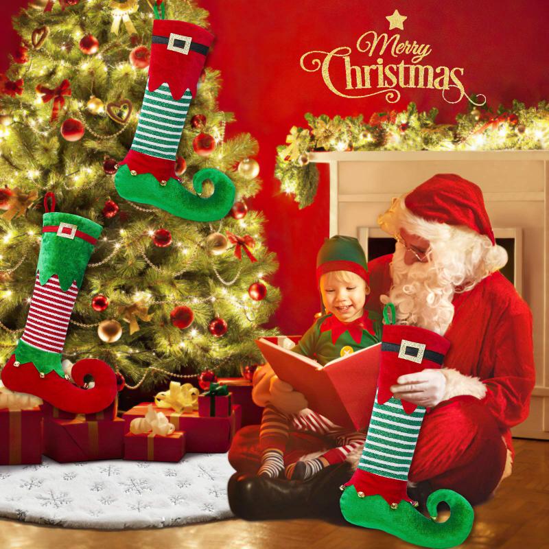 Neue Weihnachtsdekorationen Weihnachtsstrümpfe mit Glöckchen und Elfensocken plus Buchstaben Weihnachtsbaumanhänger Geschenke