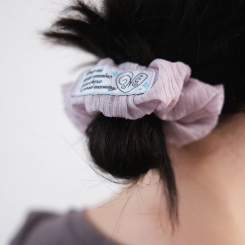 Ne Page Keyring Scrunchie (lavender)