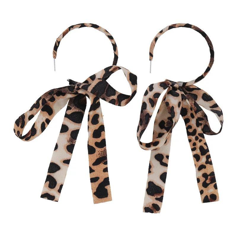 Exaggerated Leopard Print Ribbon Earrings: Unique High-End Retro Design, Fashionable Large Circle Ear Cuffs
