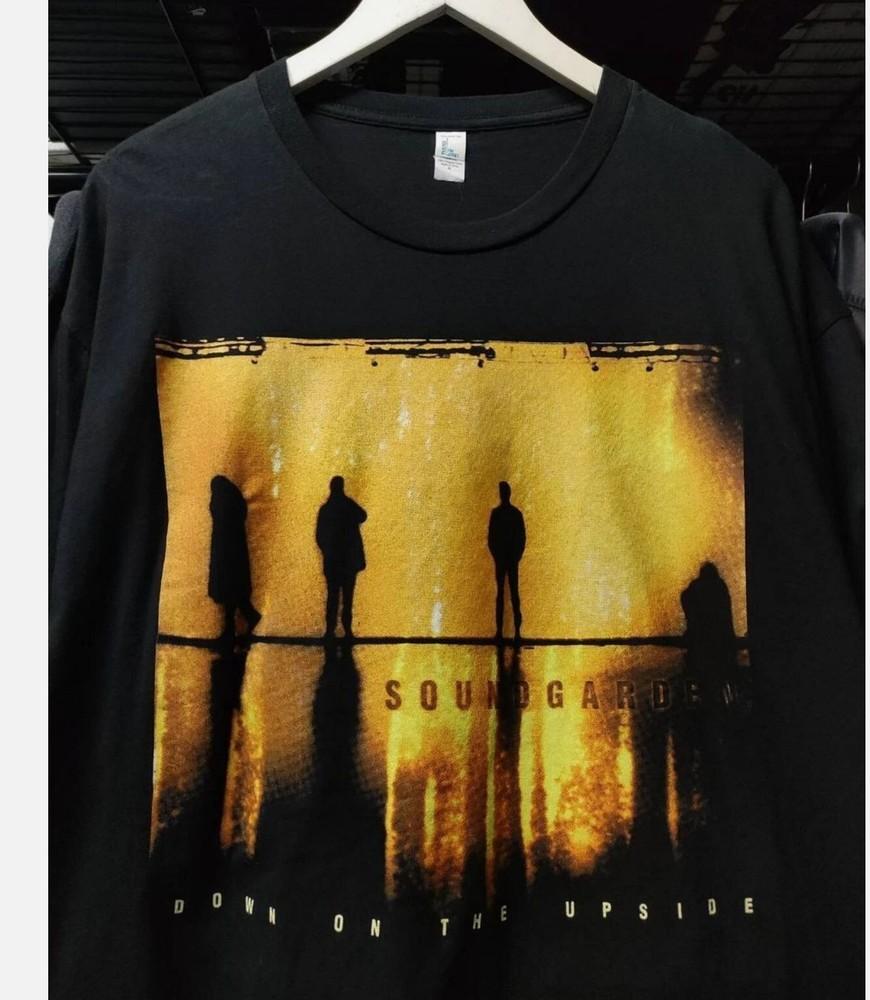 Soundgarden Album Down on the Upside Black Unisex T- shirt