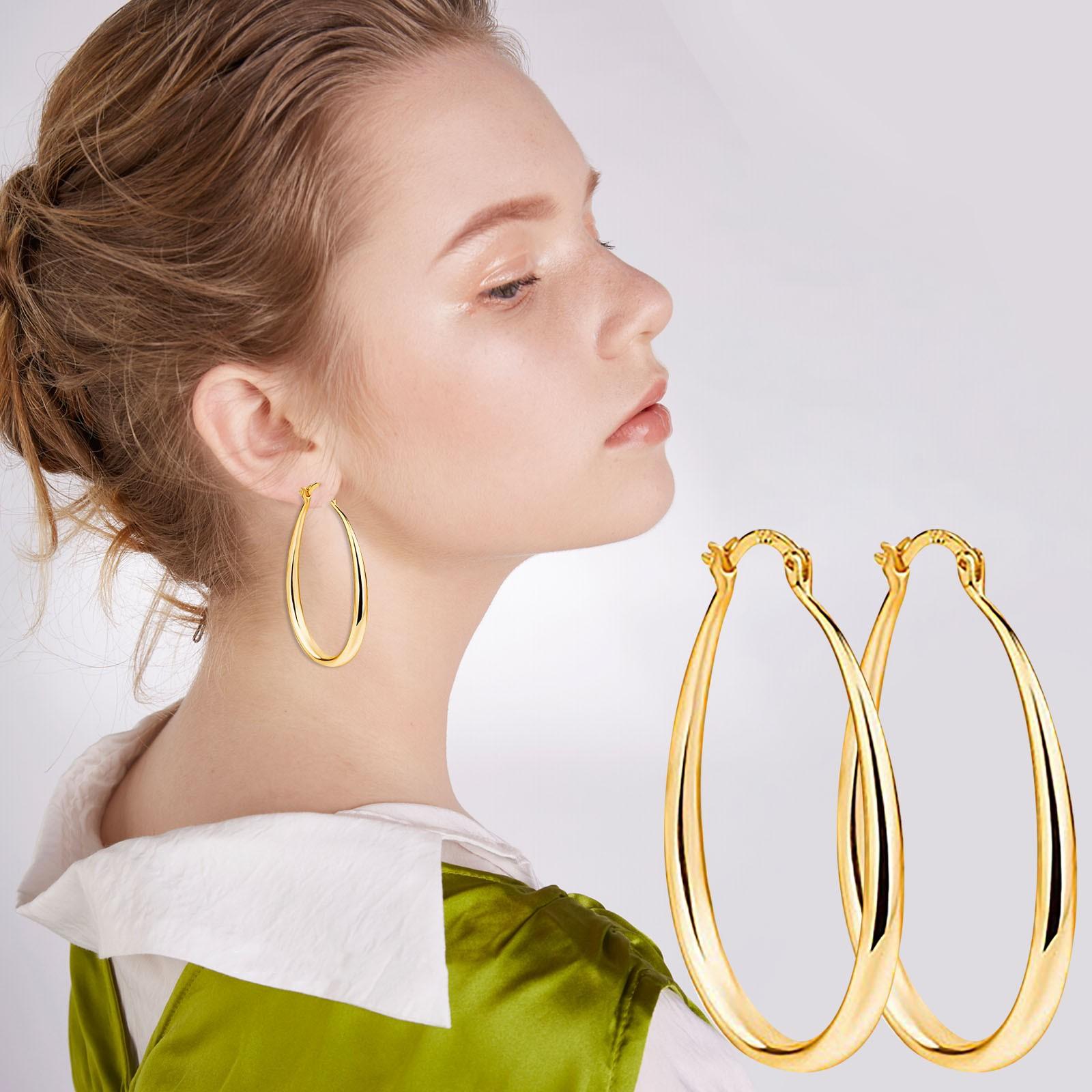 

Ladies Smooth Earrings With Water Drop Shaped Earrings One Size золотой