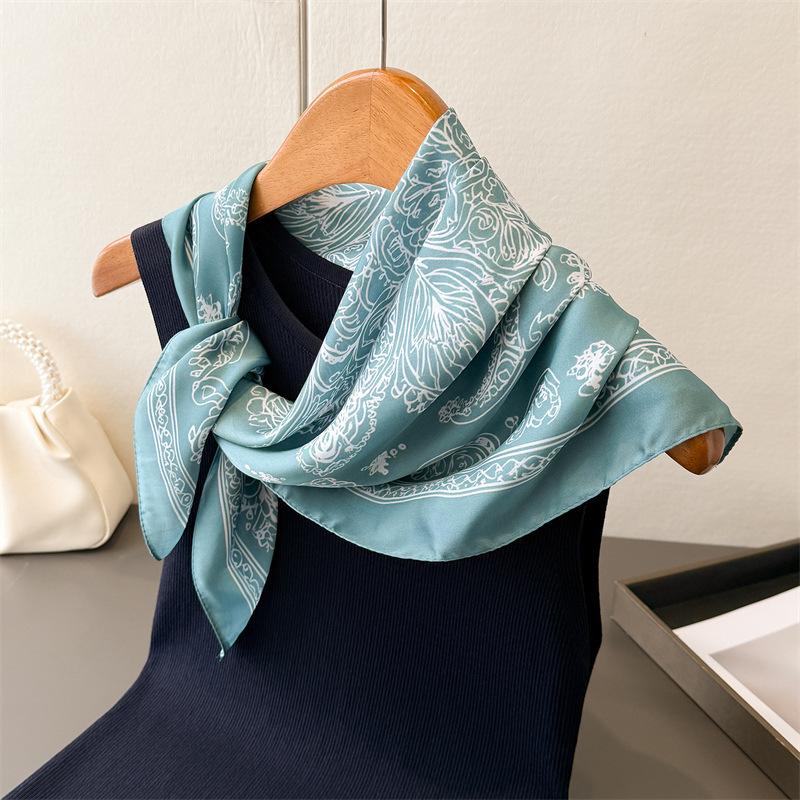 New Paisley Print Silk Scarf For Women Square Hijab Soft Neck Tie Female Fashion Decoration Silk Headscarf 70*70Cm Kerchief