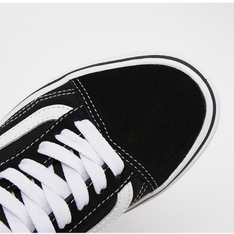 Barnes Comfique Old School Black True White Vn0a3wmavne1