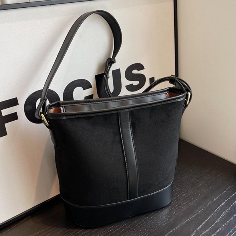 Tasche Damentasche Retro Schlicht Mattfleece Pendler Neue Bucket Bag Hoher Wert Schlicht Ausgehen Schultertasche