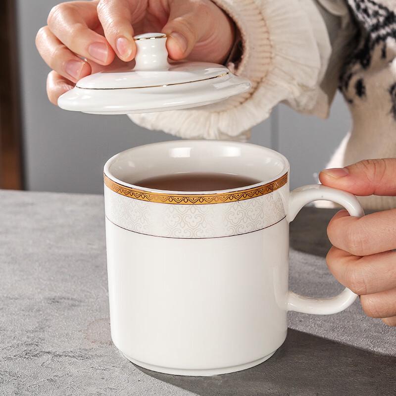 Xinglida Gold-Rimmed Ceramic Mug Set with Lid
