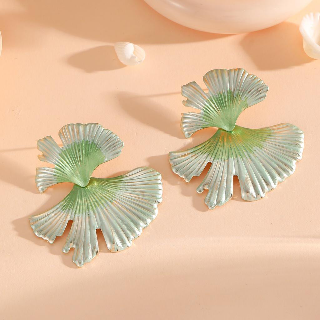 Premium Temperament Versatile Earrings, Personalized Exaggerated Earrings, Ginkgo Biloba Style Earrings Are In Stock.