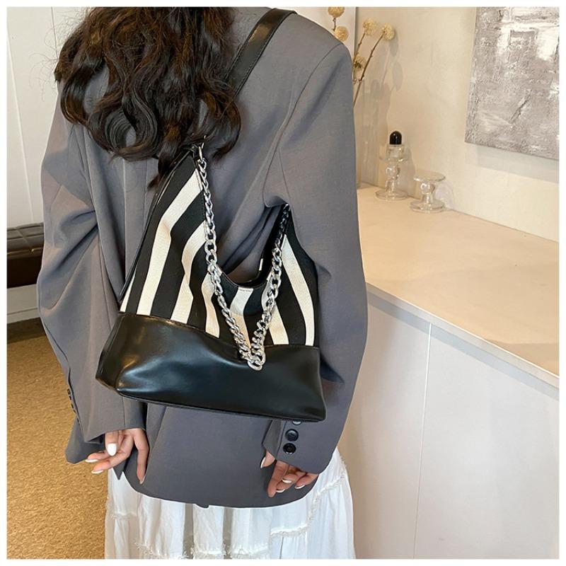 Literary and fashionable new striped chain shoulder bag casual versatile niche design simple messenger bag