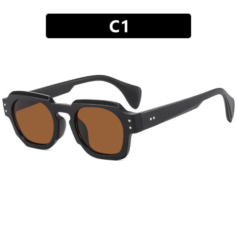 New Square Sunglasses Women Fashion Clear Ocean Lens Eyewear UV400 Vintage Brand Designer Men Rivets Punk Glasses