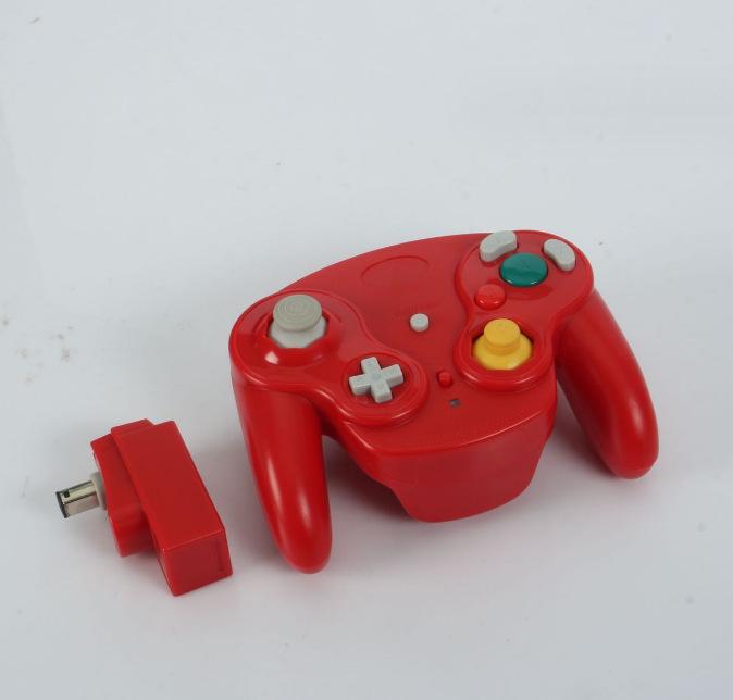 2.4G Wireless NGC Game Controller with Vibration, Compatible with Wii Console, Multi-Color Options