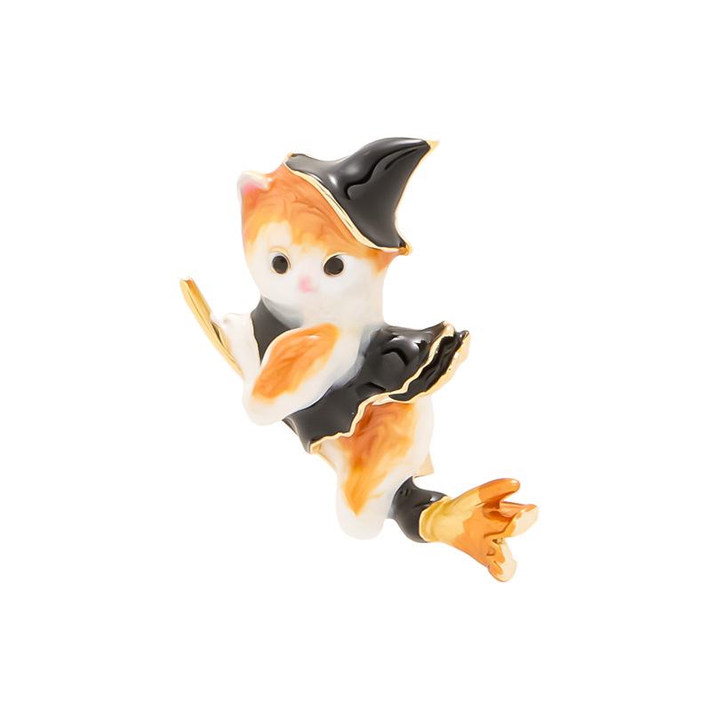 Japanische süße magische Katzenbrosche für Männer und Frauen, Nische, High-End-Design, Sinn für Cartoon-Anstecker, Kleidung mit Zubehör