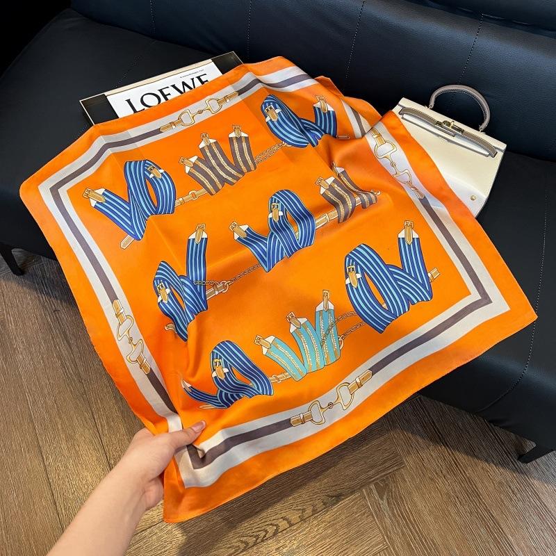 New silk scarf women's fashion versatile high-end small square scarf Korean version neck protection scarf spring and autumn retro scarf binding bag
