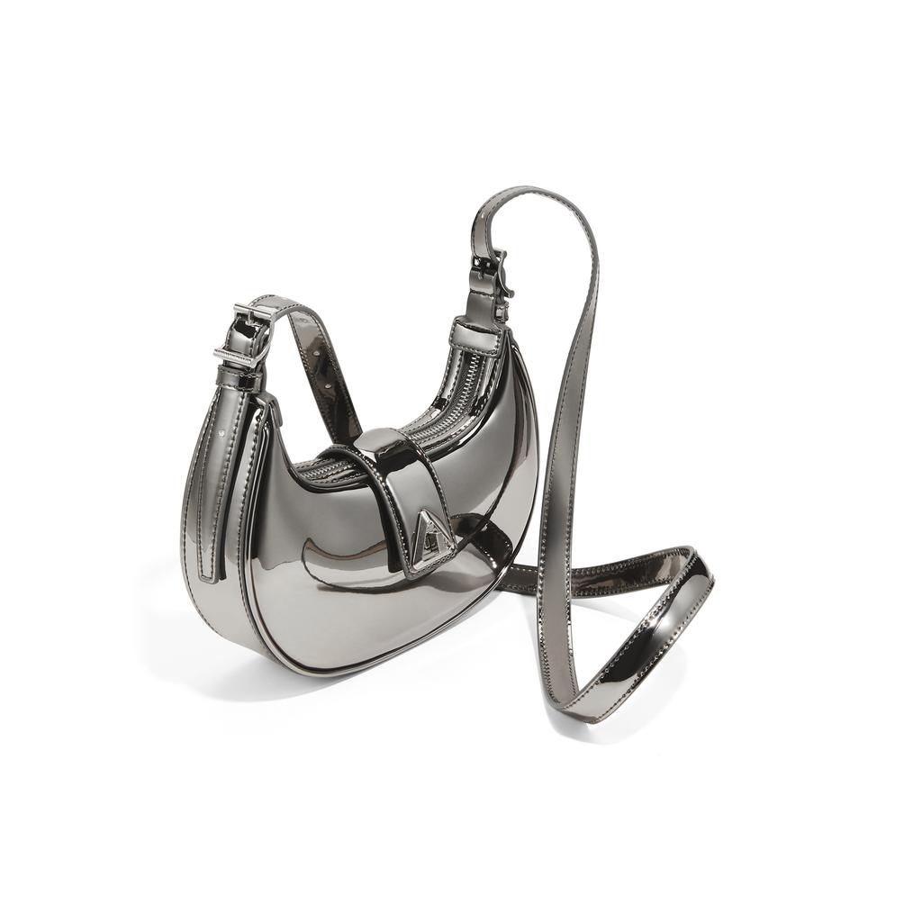 New CHARLES&KEITH PU Crescent Bag, Shoulder Bag Small Women's Noir Black/Chalk White/Cognac Light Umber/Pewter Tin Gray CK2-50271205