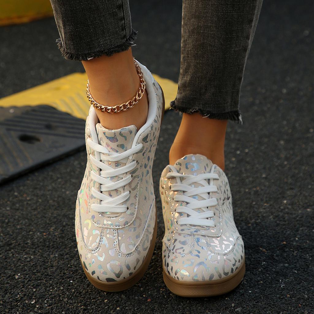 Fashion Women Round Toe Lace Up Low-Top Flats Sneakers Spring Autumn Fashion Casual Sports Shoes Anti-slip Comfortable Sneakers Women