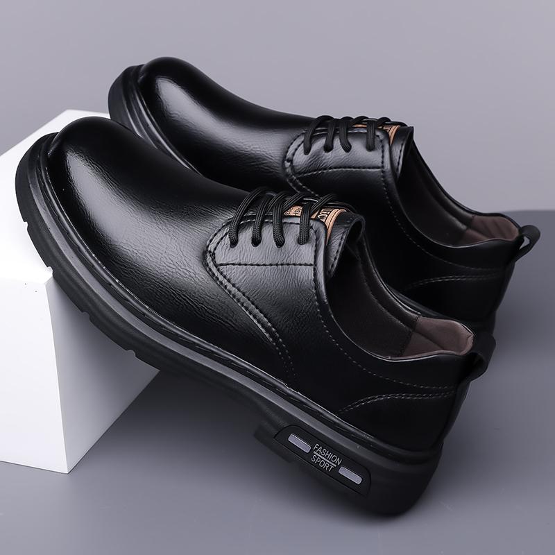 Retro New Men's Leather Shoes Handmade Business Casual Workwear Men Shoes Solid Color Lace Up Soft Sole Breathable Sports Shoes