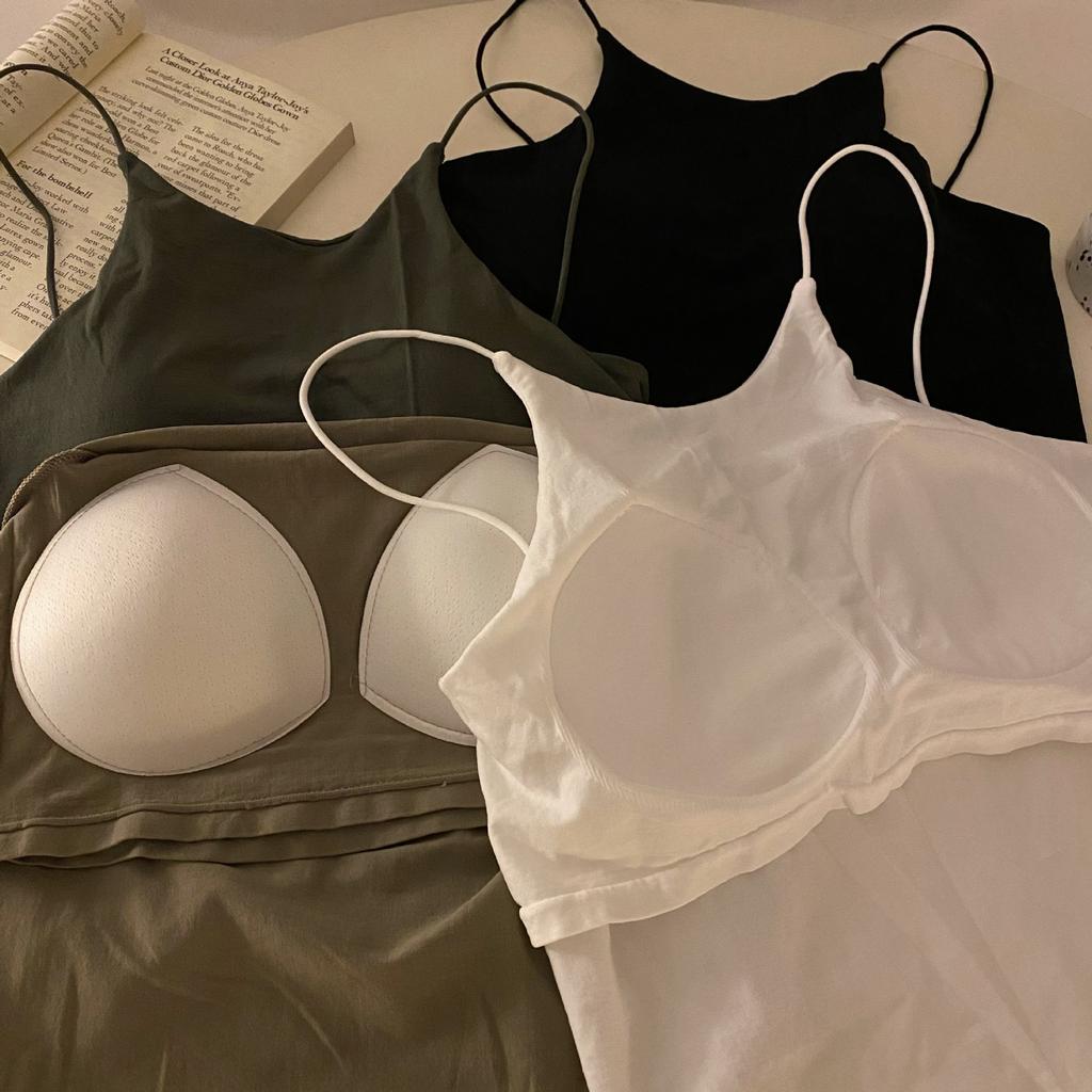 Americká Spice Girl s vycpávkou na hrudi, malý top s ramínky, dámské jarní a letní střih, štíhlý nepravidelný dutý top s ramínky