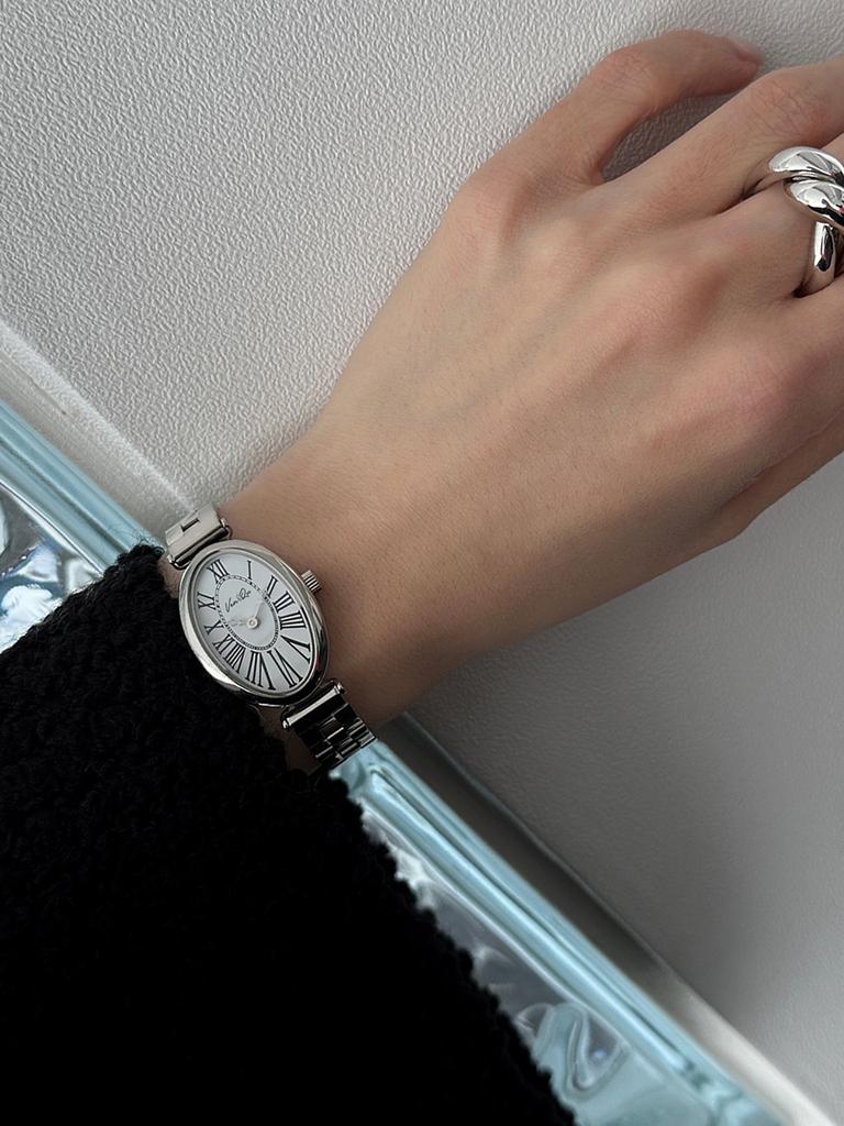 Benaenku Dome-Silver/White