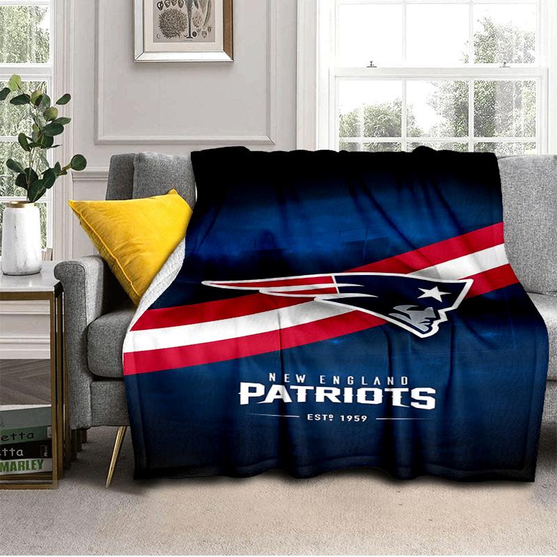 Patriots Team Spirit Blanket Outdoor Flannel Blanket for Camping, Hiking, Garden Parties, Picnic Essentials,gift for family and friends