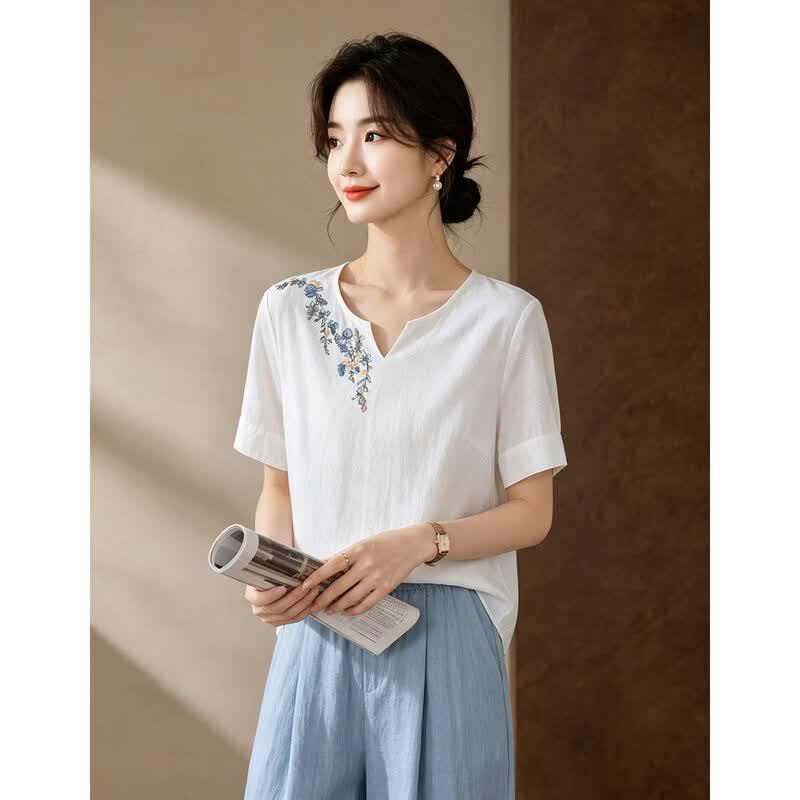 D.F.DEAR Women's Embroidered V-Neck Half Sleeve Blouse