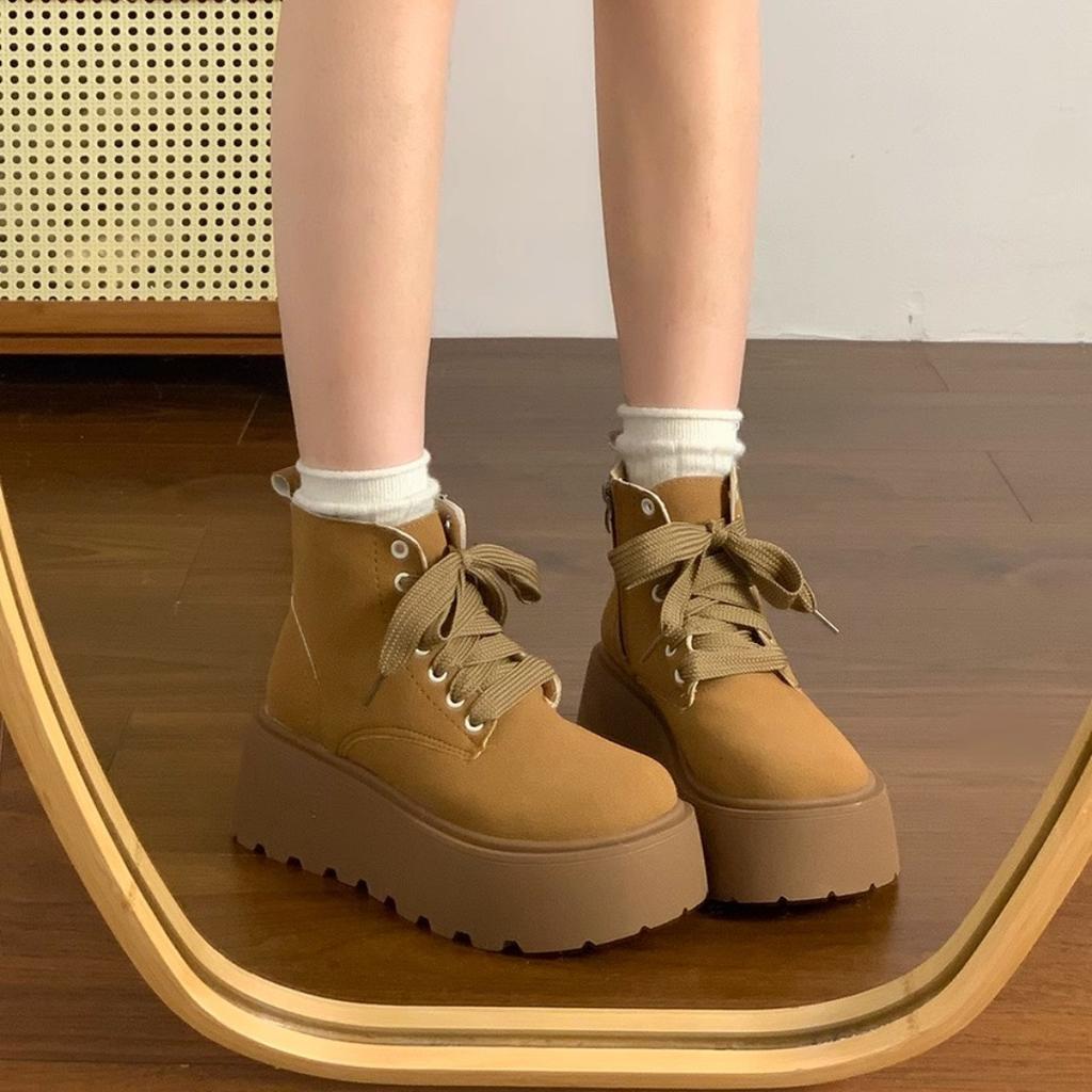 2025 New Spring and Summer Small Man Heightened Platform Martin Boots Women's British Style Retro Lace-up Short Boots