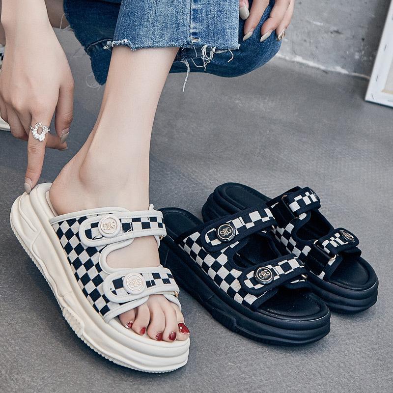 Summer new thick-bottomed cool slippers women's thick-bottomed plaid sports and leisure beach slippers