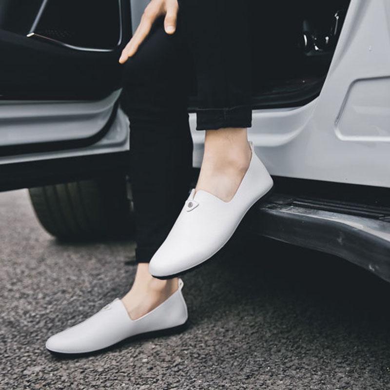 Casual Leather Shoes Men's Shoes Large Size Hollow Breathable Ultra-light Hand-stitched Leather Shoes