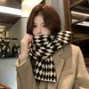 Classic Rhombus Plaid Blended Scarf Women's Winter Korean Atmosphere Versatile Warm Wool Knitted Scarf
