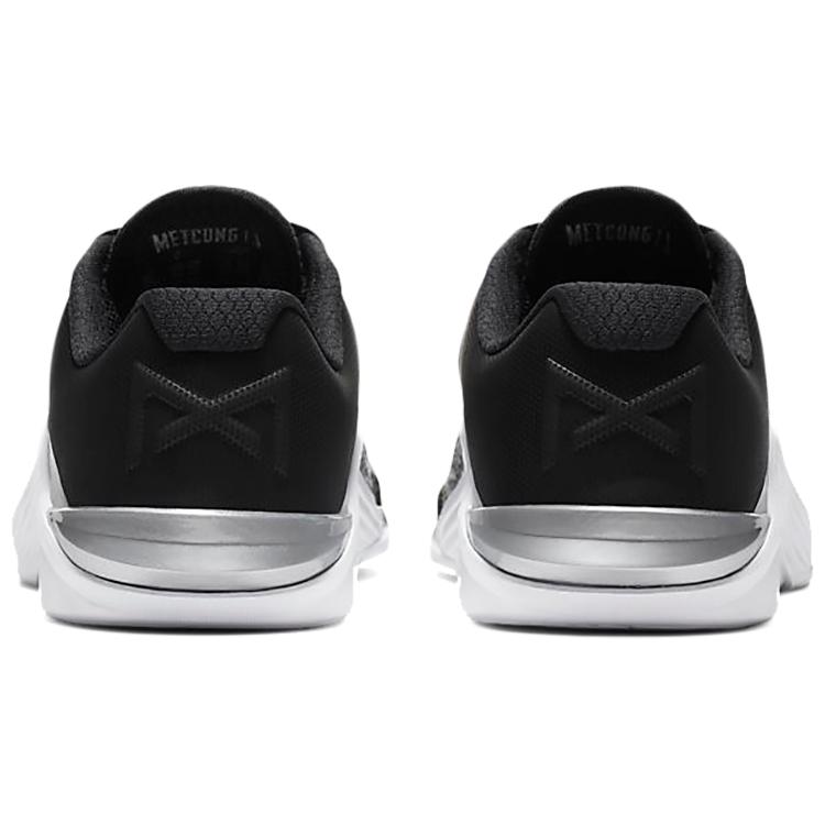 Nike Womens Metcon 6 'Black Metallic Silver' (women's sizes) Black / Metallic Silver / Metallic Silver Training Shoes AT3160 010