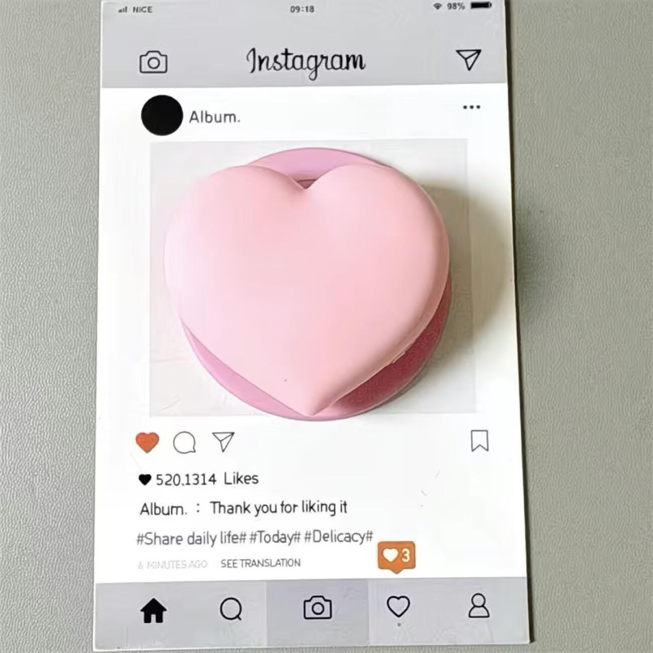 Korean Style 3D Magnetic Phone Stand: MagSafe-Compatible, Heart Design for Desk or TV Viewing.