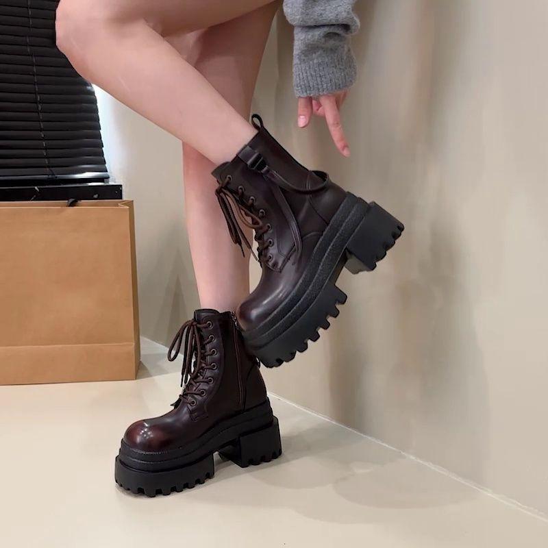 Korean Version of Versatile and Comfortable Women's Platform Short Boots, Small People Increase Their Height, Platform Martin Boots Women's 2025 Aut