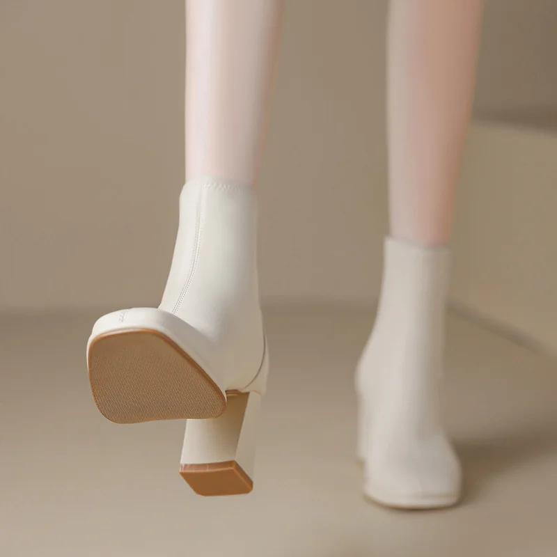 Fashion 2025 Autumn Winter Women Soft Leather Plus Velvet Heel Ankle Boots Fashion Square Toe Zipper Ladies Short Boots Botas De Mujer