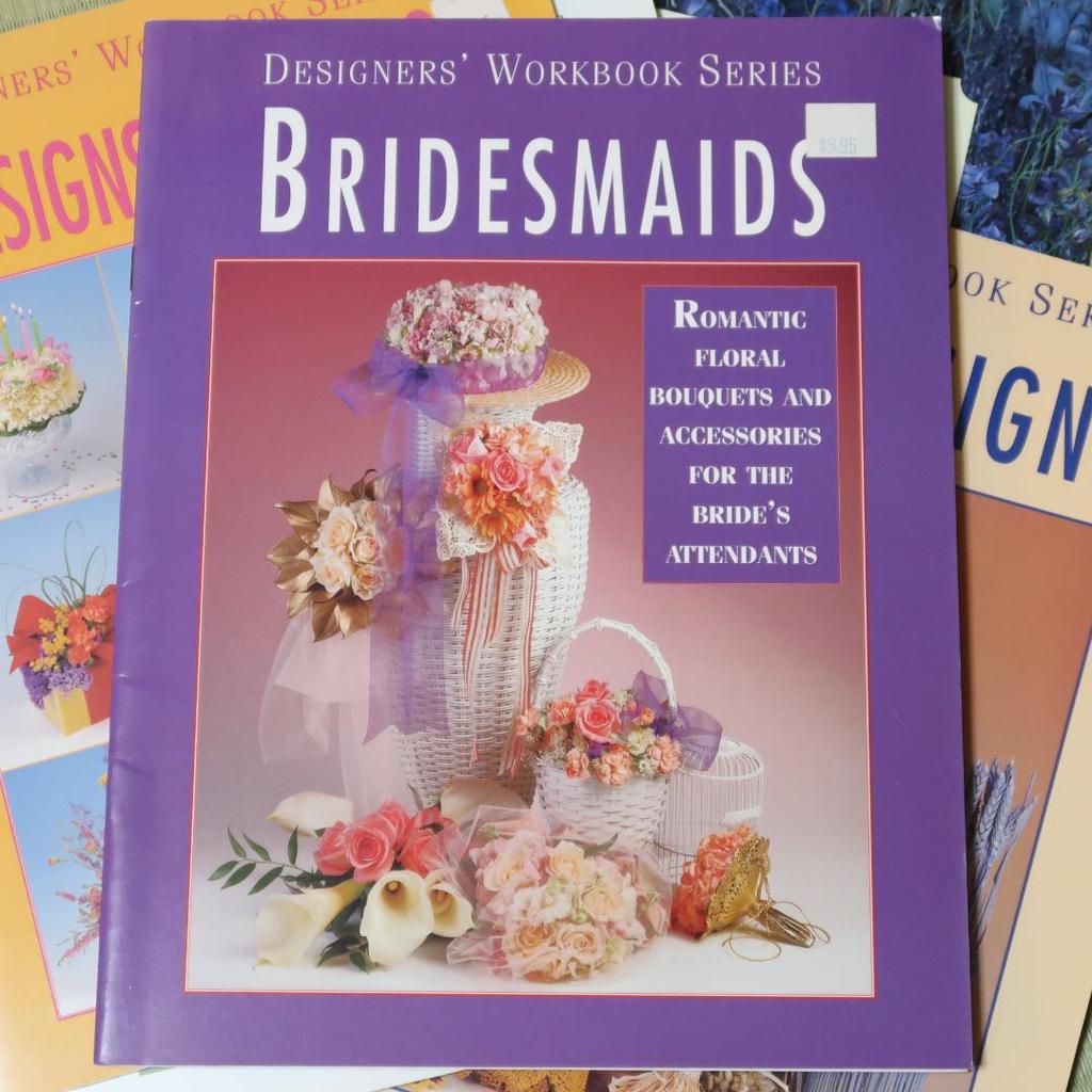 [USED] Sale! Set of 6 "Flower Arrangement Workbook" books - Dried Flowers
