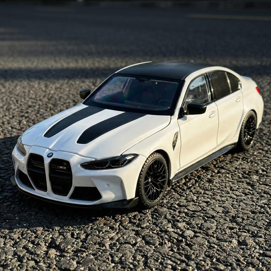 1:24 BMW M3 CS LCI G80 Mpower Supercar Alloy Model Car Toy Diecast Metal Home Decoration & Collectibles Hobby Display Ornaments