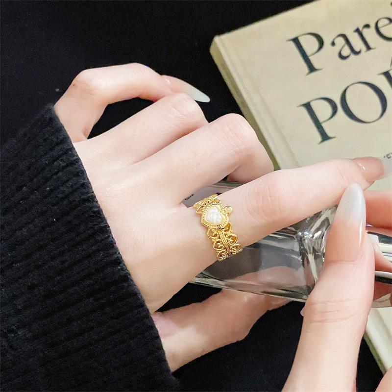 [Golden Mang Honey Language] Medieval Vintage Enamel Gold High-End Flower Opening Ring Female Light Luxury Ring