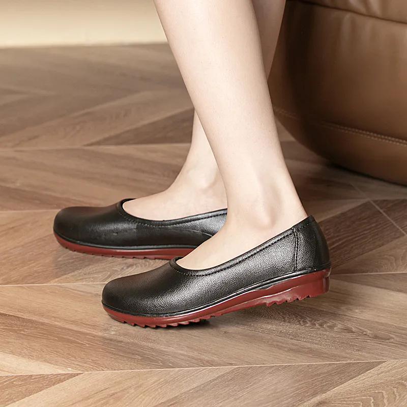 WTEMPO Women PVC Black Soft Thick Heel Work Shoes Waterproof Non-slip Large Size Solid Color Casual Shallow Mouth Shoes