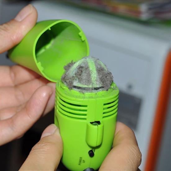 Keyboard Cleaner Strong Suction Portable Mini USB Vacuum Handheld Keyboard Dusting Brush for Computer