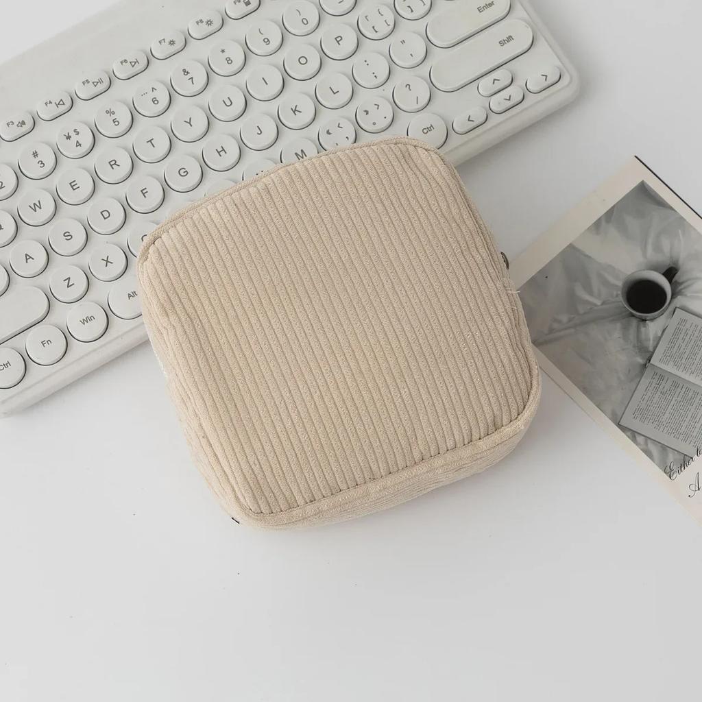 New  Corduroy Makeup Bags Women Cosmetic Bag Clutch Bag Makeup Pouch Sanitary Napkins Bag Coin Purse Coin Pouch Mini Cute Purse