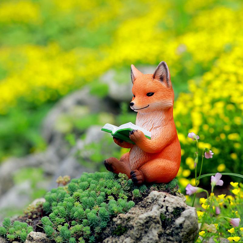 

1Pc Nine-tailed Fox Animal Resin Ornaments Decorative Statue for Outdoor Courtyard Patio Garden Succulent Potted Home Office Desktop Decoration