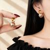 French Simple Sugar Cube Style Champagne Pearl Earrings Women'S Light Luxury High-End Stud Earrings Exquisite Two-Wear Earrings