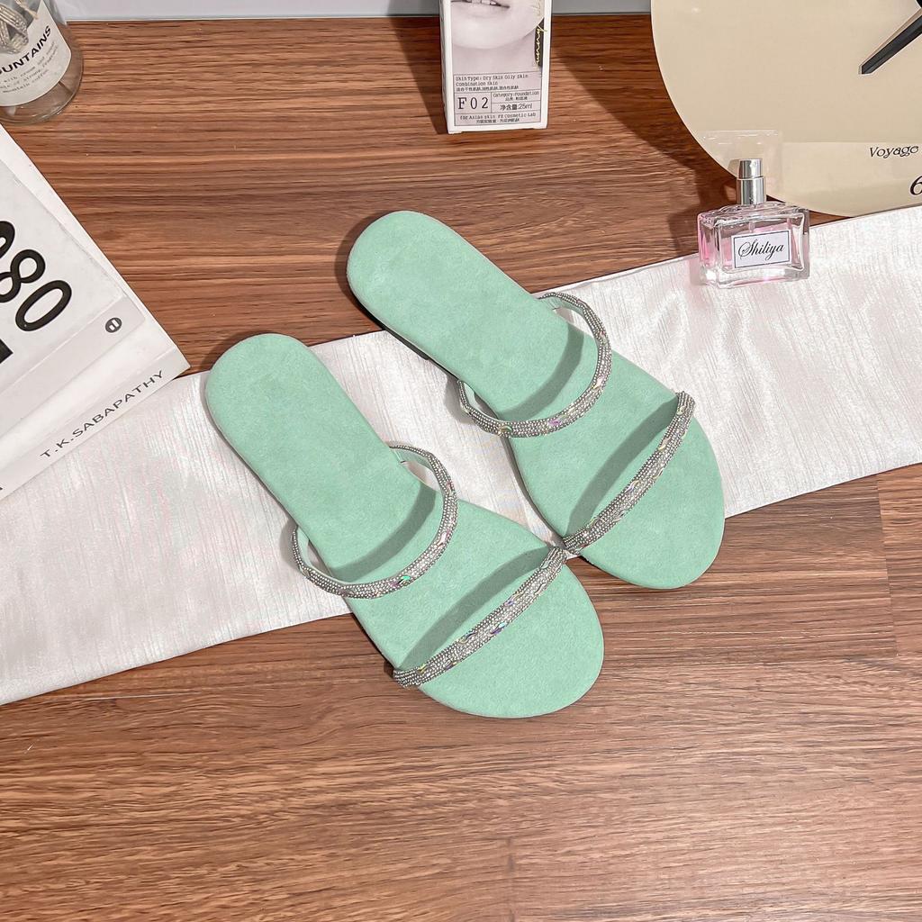 Fairy wind flat bottom cool slippers female outer wear high sense sparkling rhinestones word with sandals female fashion 2025 summer