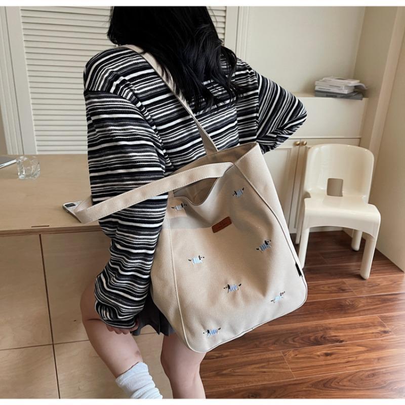 Embroidered Canvas Bag Women's Large-capacity New Summer Versatile Casual Shoulder Bag College Student Tote Bag